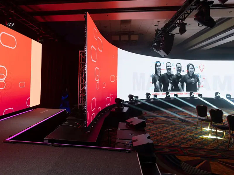 فرمول محاسبه سایز ویدئو وال در سالن همایش